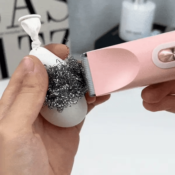 Razzy™ 2-in-1 moteriškas kūno skustuvas